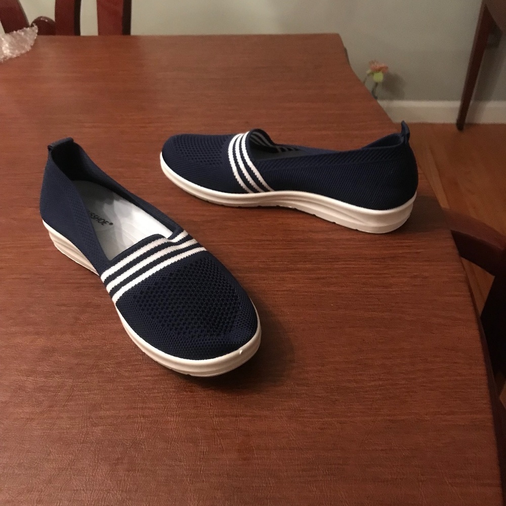 Womens Shoe